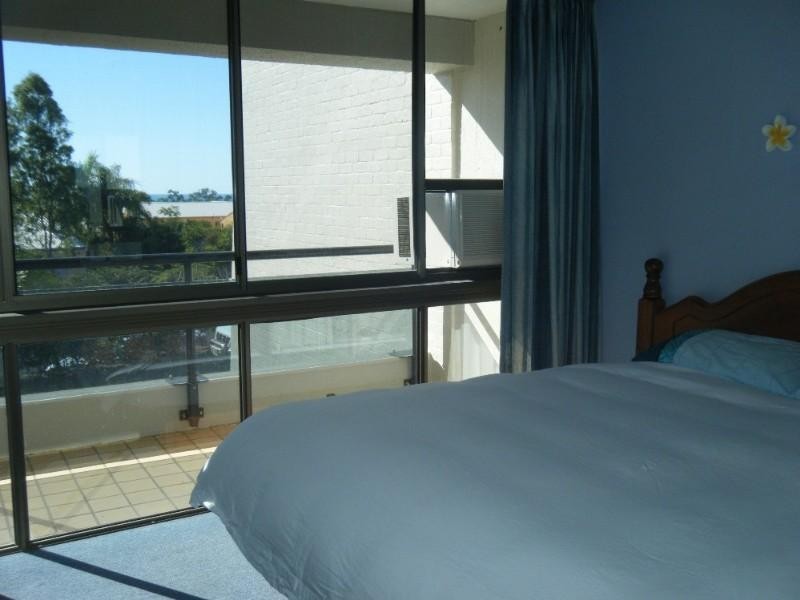 10/2 Eshelby Drive, Cannonvale QLD 4802