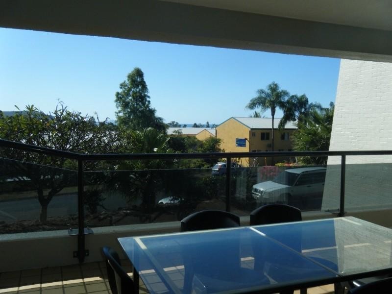 10/2 Eshelby Drive, Cannonvale QLD 4802