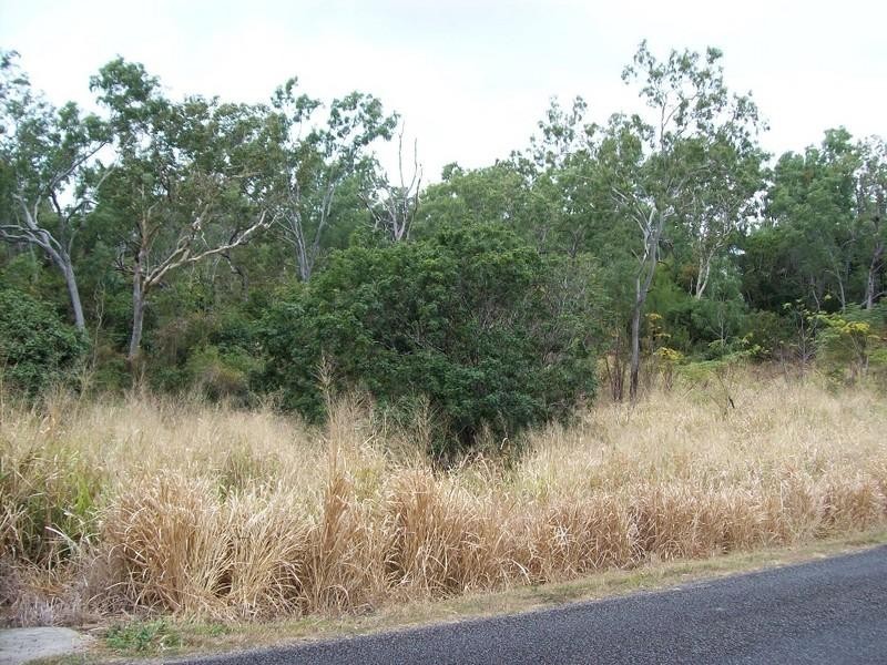 29 Parkland Drive, Cannonvale QLD 4802