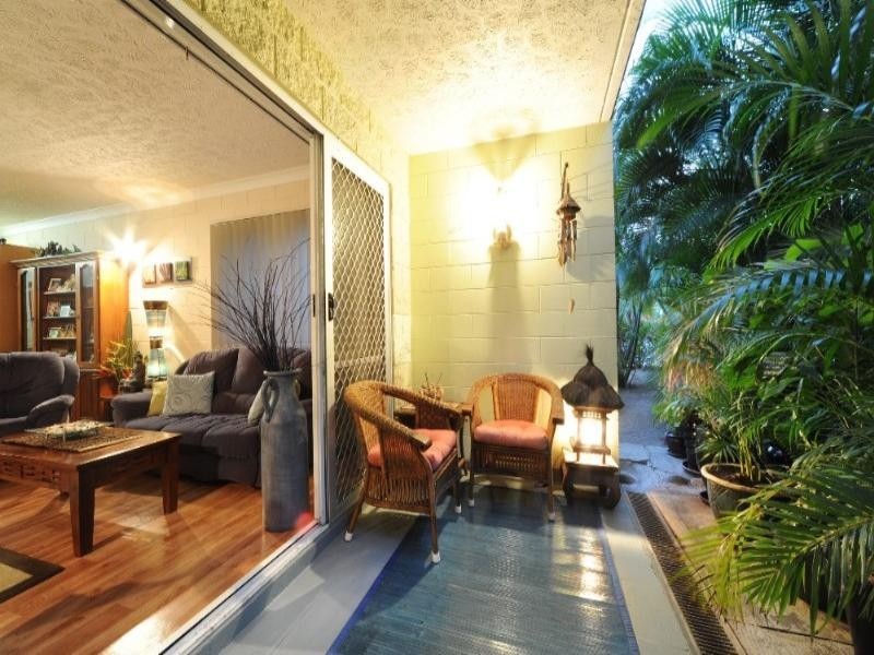 16/14 Island Drive, Cannonvale QLD 4802