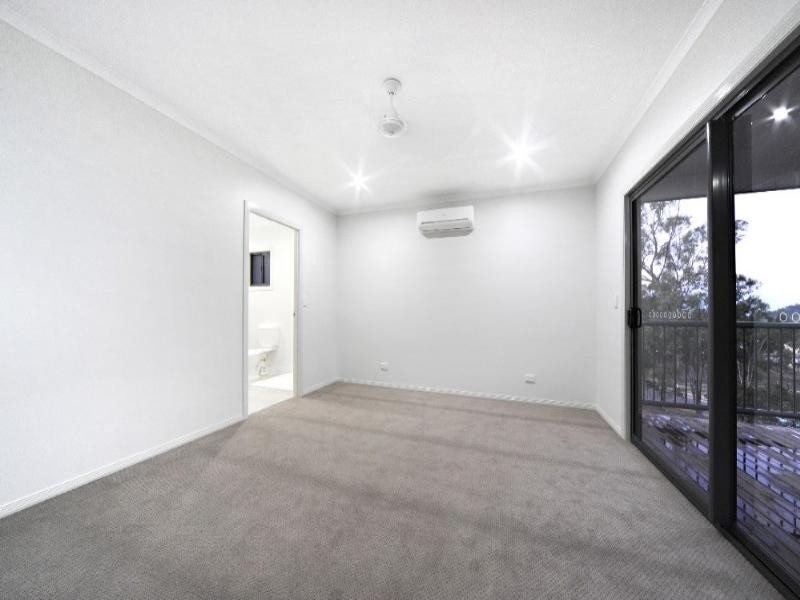 5 Scarlet Gum Crescent, Cannonvale QLD 4802