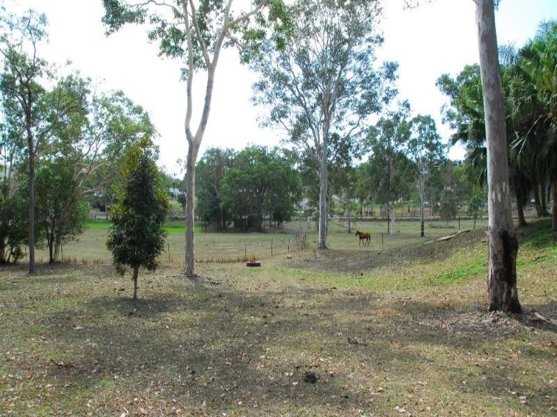 55 Valley Drive, Cannonvale QLD 4802