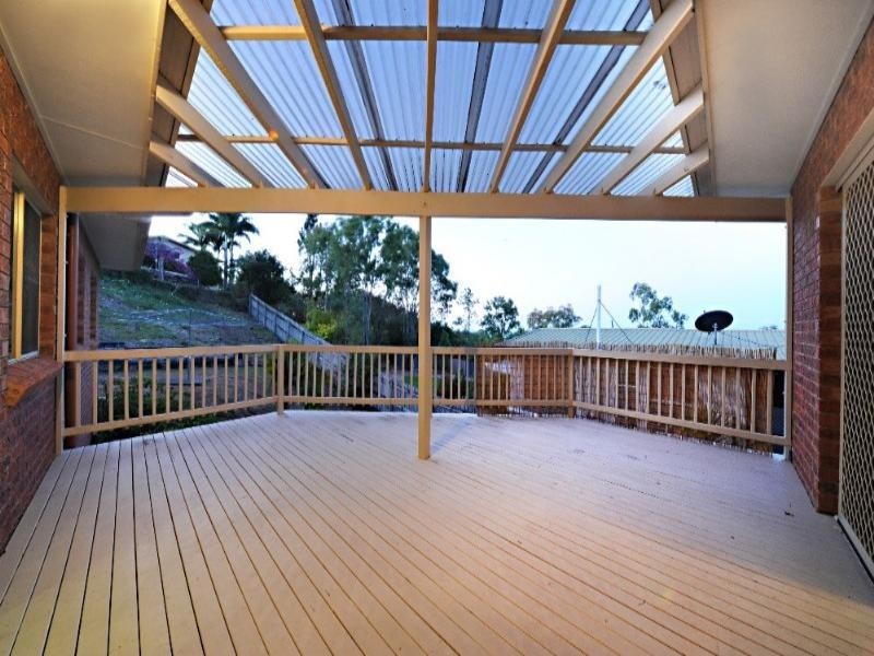 16 Manooka Drive, Cannonvale QLD 4802