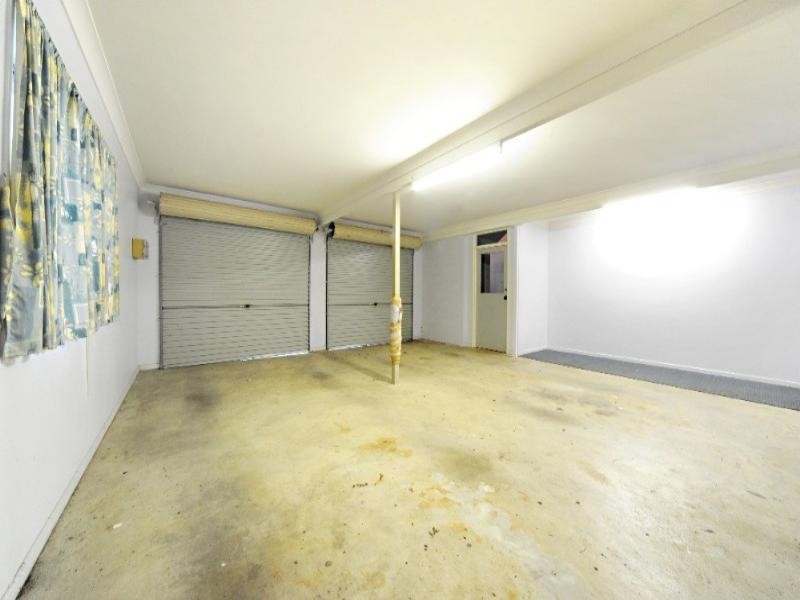 16 Manooka Drive, Cannonvale QLD 4802