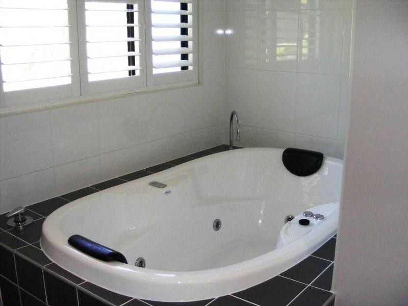 14 Stonehaven Court, Airlie Beach QLD 4802