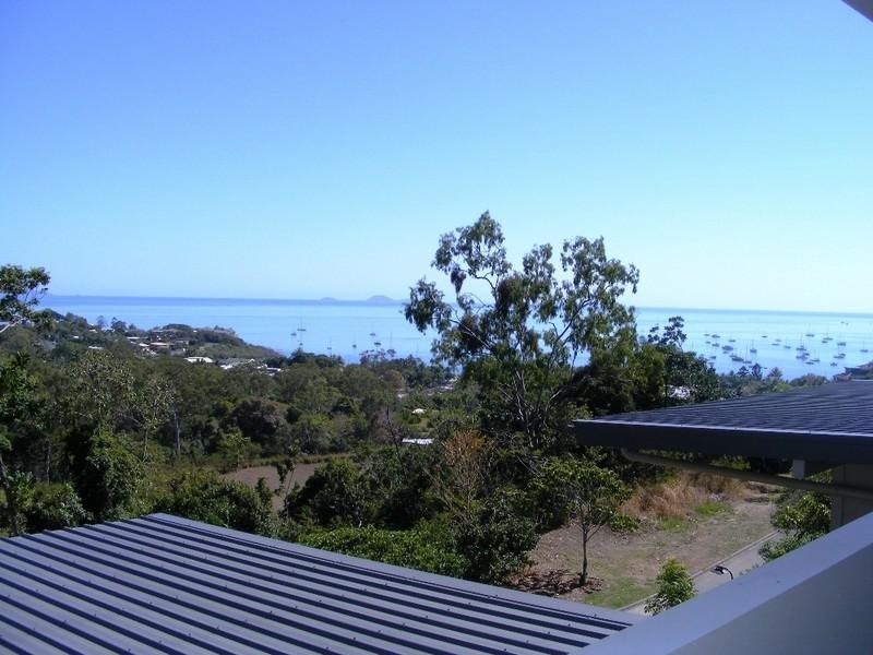 14 Stonehaven Court, Airlie Beach QLD 4802