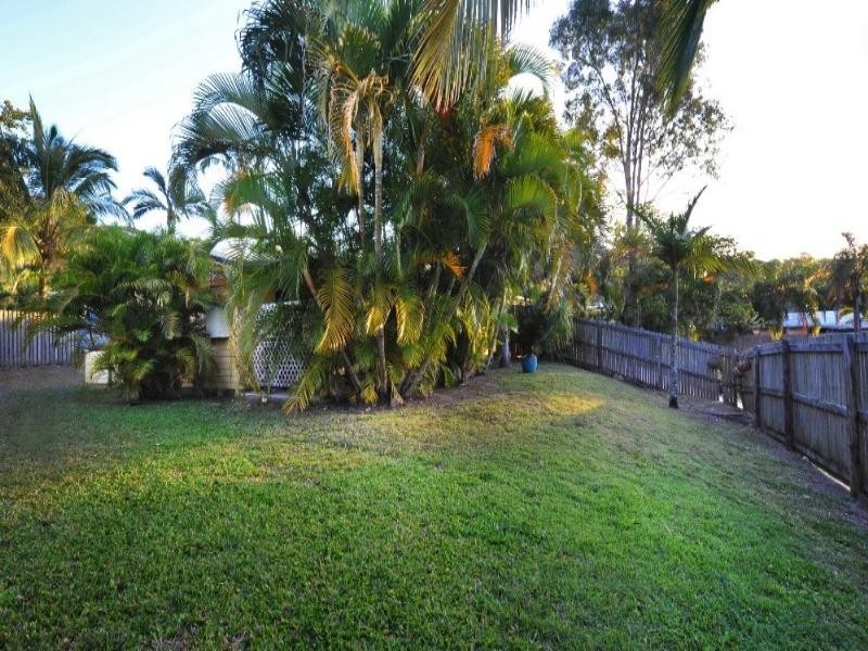 2 Duell Road, Cannonvale QLD 4802