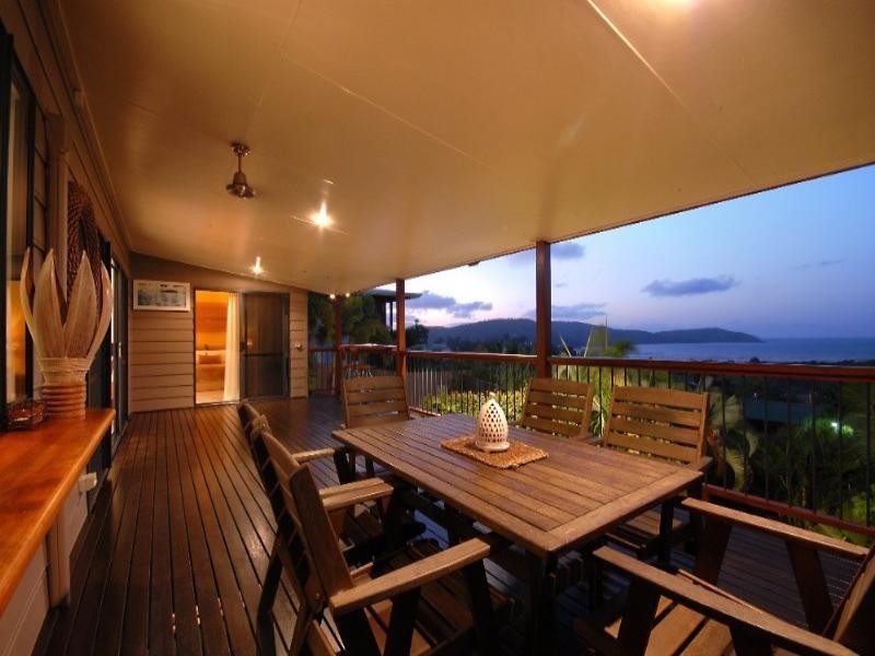 23 Country Road, Cannonvale QLD 4802