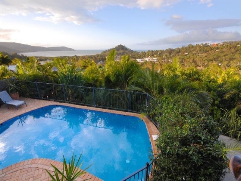 23 Country Road, Cannonvale QLD 4802