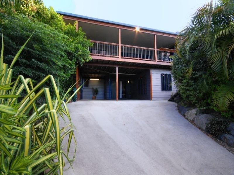 23 Country Road, Cannonvale QLD 4802