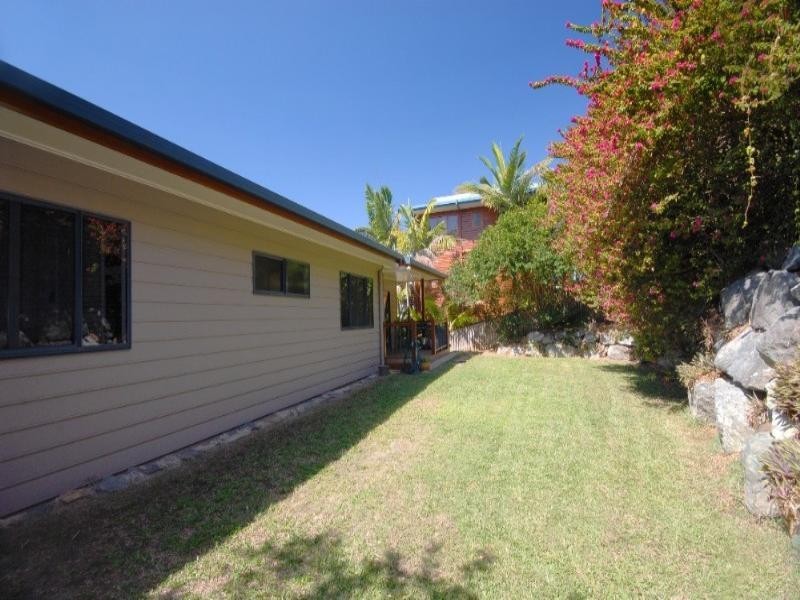 23 Country Road, Cannonvale QLD 4802