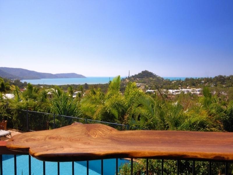 23 Country Road, Cannonvale QLD 4802