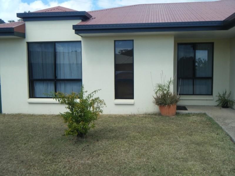 2/30 Banksia Court, Cannonvale QLD 4802