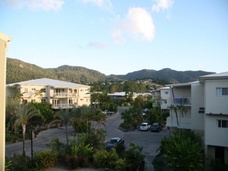 61/21 Shute Harbour Road, Cannonvale QLD 4802