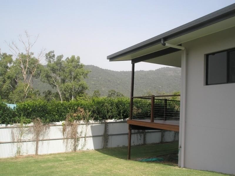 19 Armada Crescent, Jubilee Pocket QLD 4802