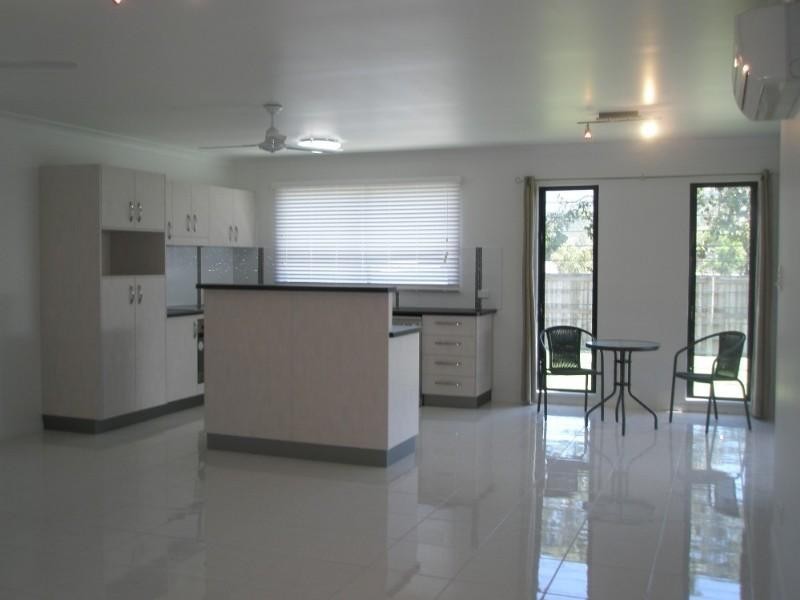 44 South Molle Boulevard, Cannonvale QLD 4802