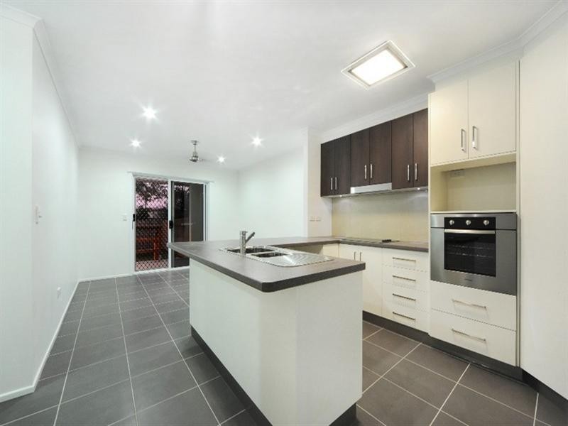 2/35 Lurline Drive, Proserpine QLD 4800