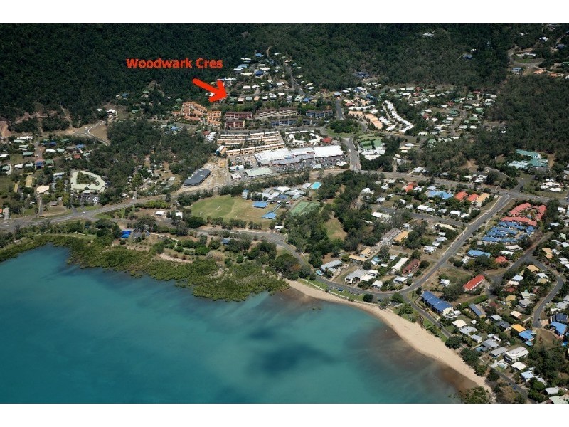 15 Woodwark Crescent, Cannonvale QLD 4802