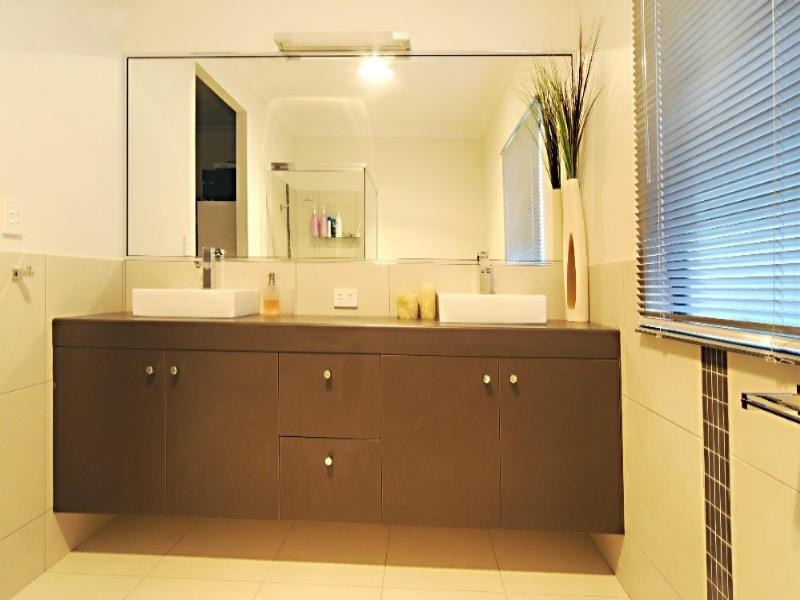73 Country Road, Cannonvale QLD 4802