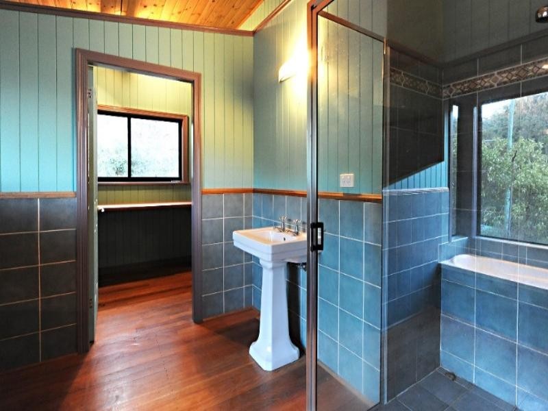 100 Brandy Creek Road, Whitsundays QLD 4802