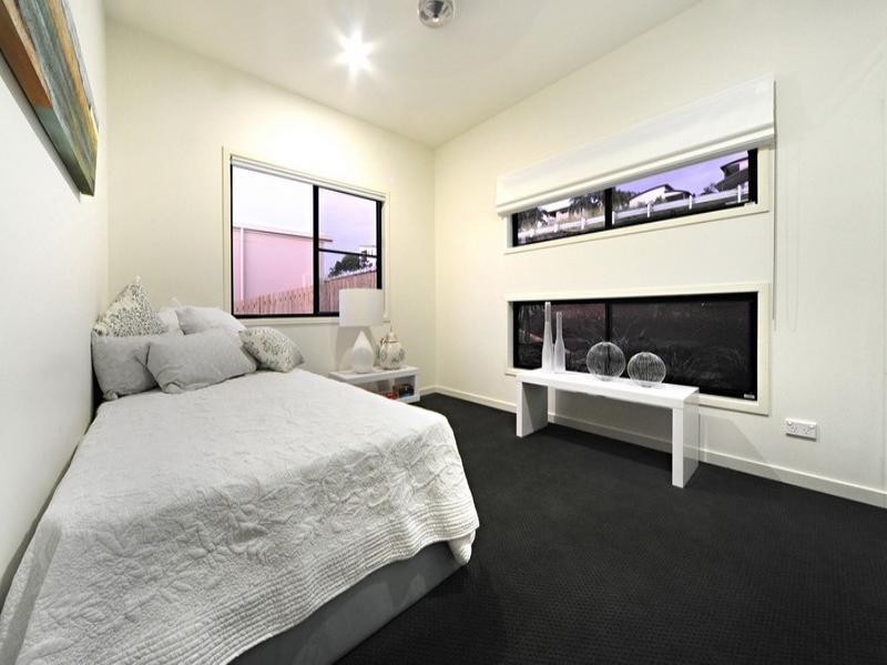 20 Whitehaven Crescent, Cannonvale QLD 4802