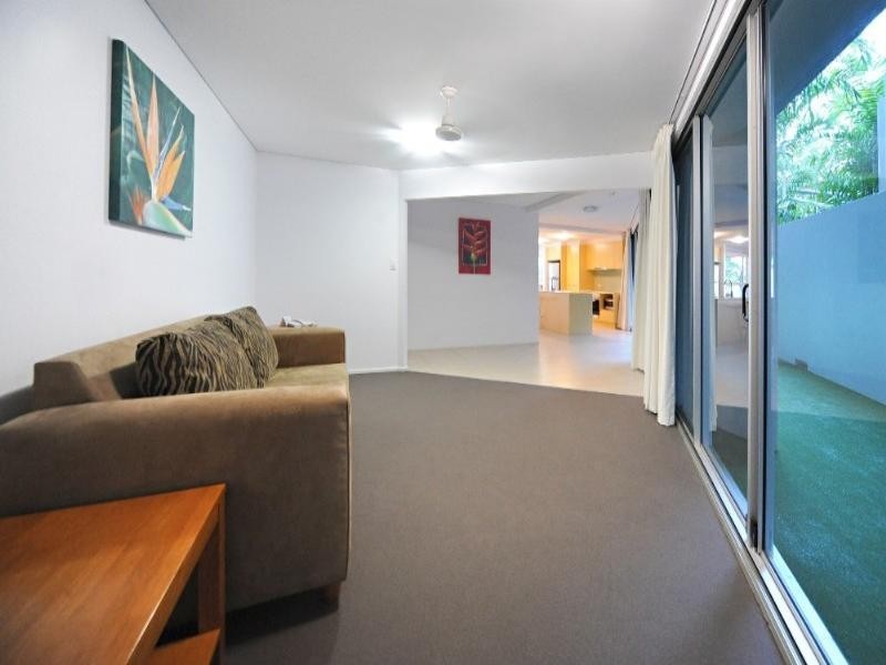 8/18 Raintree Place, Airlie Beach QLD 4802