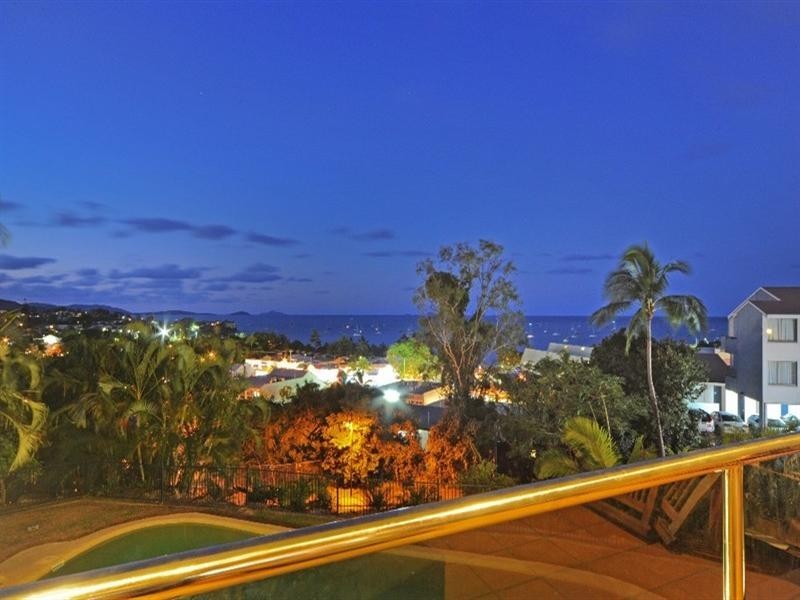 4/6 Golden Orchid Drive, Airlie Beach QLD 4802