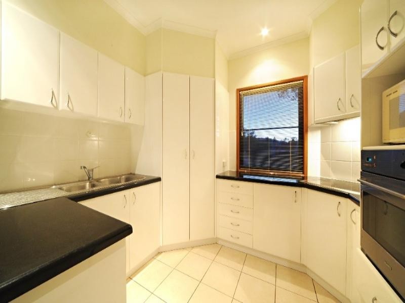 7/36 Coral Esplanade, Cannonvale QLD 4802