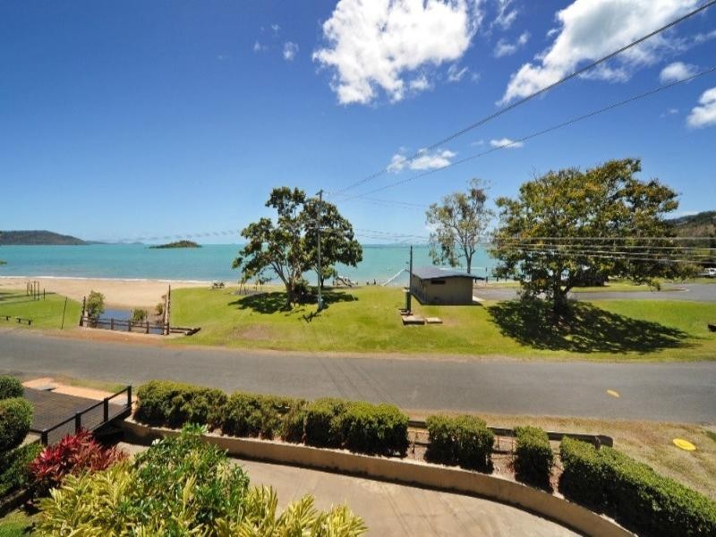 7/36 Coral Esplanade, Cannonvale QLD 4802