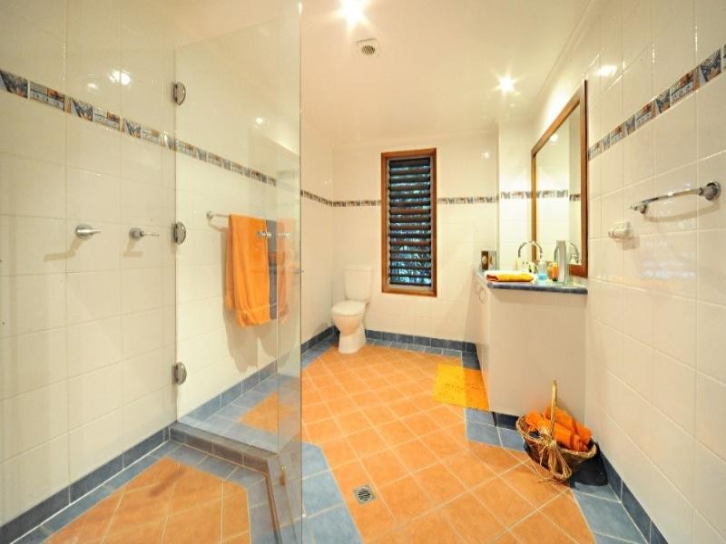 14 Nara Avenue, Airlie Beach QLD 4802