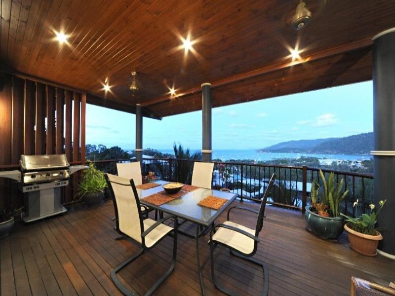 14 Nara Avenue, Airlie Beach QLD 4802