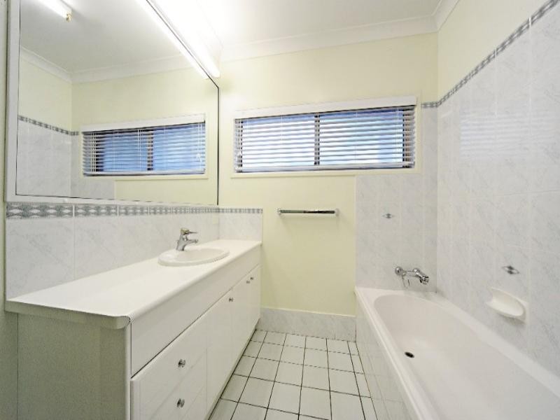 5 Trojan Court, Proserpine QLD 4800