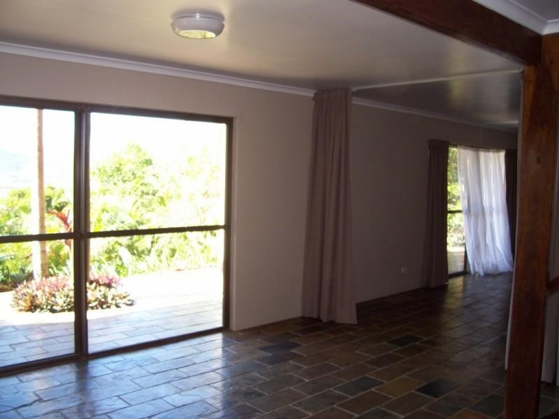 Sugarloaf QLD 4800