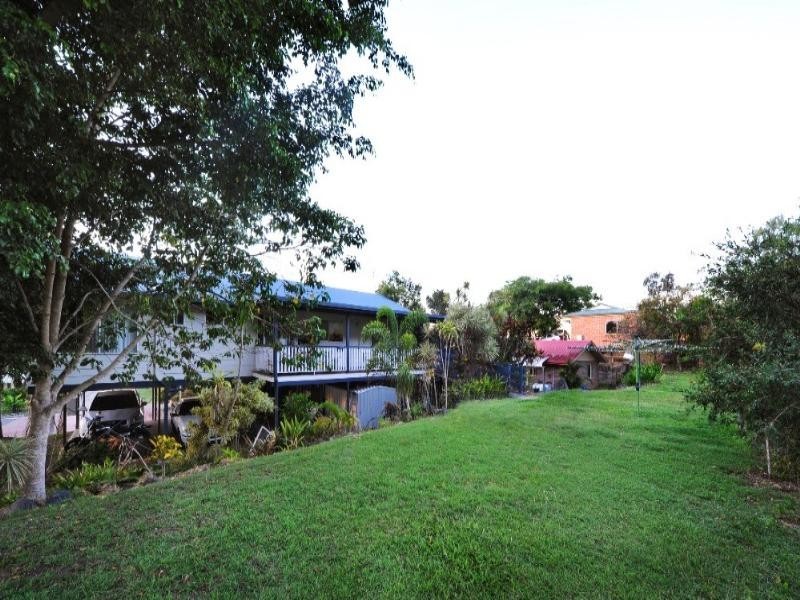 37 South Molle Boulevard, Cannonvale QLD 4802
