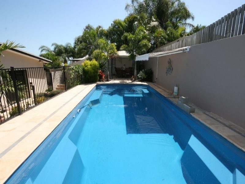 5 Whitehaven Crescent, Cannonvale QLD 4802