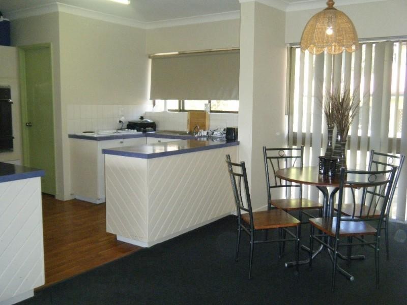 105/2 Eshelby Drive, Cannonvale QLD 4802