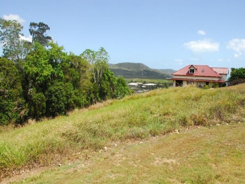 Lot 6/14 Hamilton Avenue, Cannonvale QLD 4802