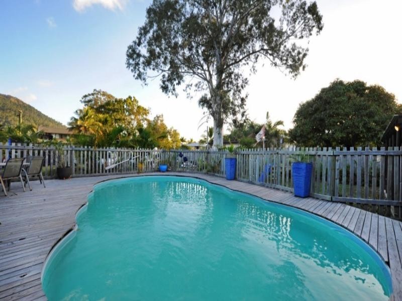 Cannonvale QLD 4802