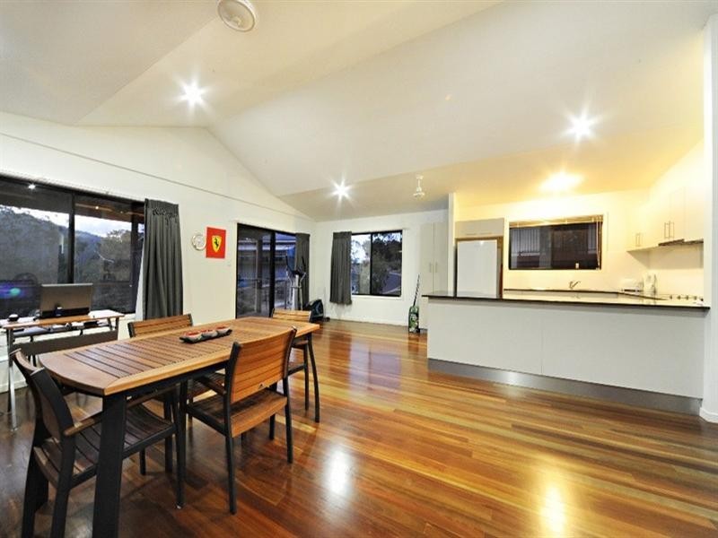 8 Curlew Court, Jubilee Pocket QLD 4802