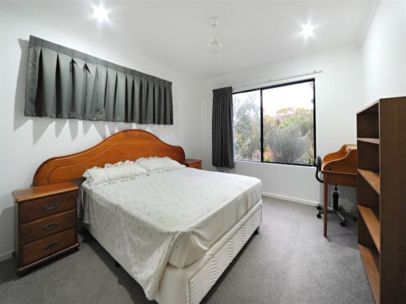 8 Curlew Court, Jubilee Pocket QLD 4802