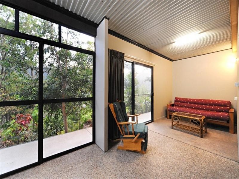 8 Curlew Court, Jubilee Pocket QLD 4802