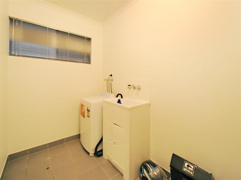 8 Curlew Court, Jubilee Pocket QLD 4802