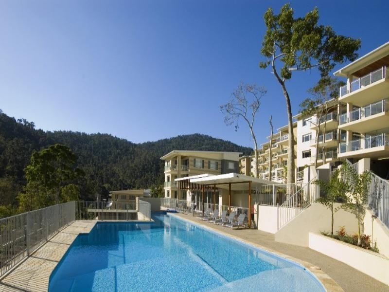 2/15 Flametree Court, Airlie Beach QLD 4802