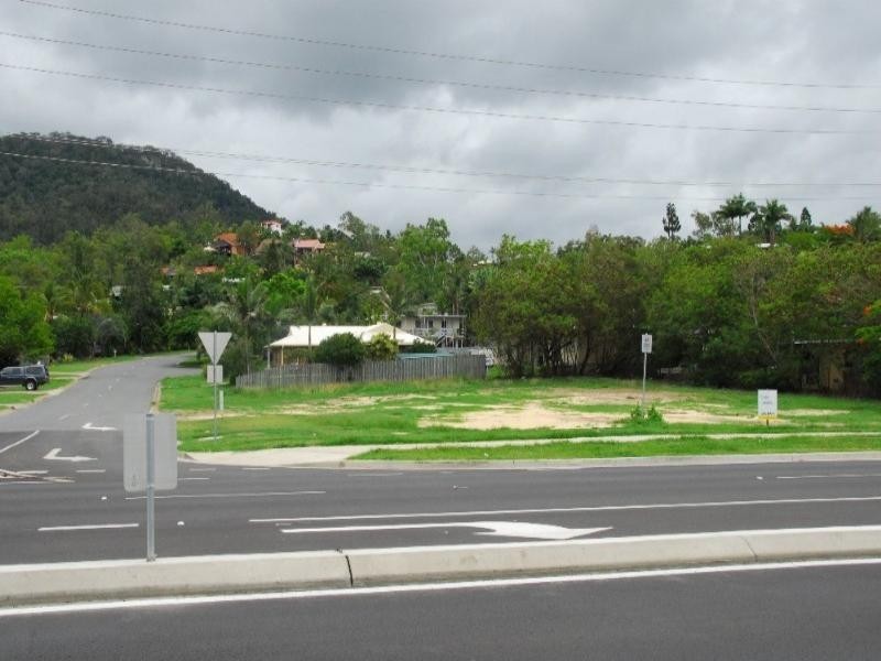 Lot 1/182 Shute Harbour Road, Cannonvale QLD 4802