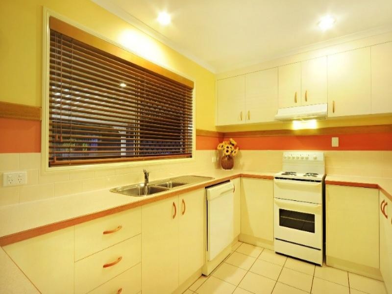 4 Kingfisher Terrace, Jubilee Pocket QLD 4802