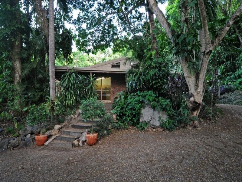 137 Camm Road, Mount Julian QLD 4800