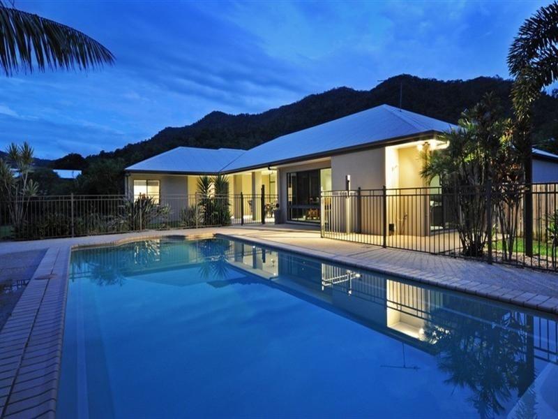 64 Stanley Drive, Cannonvale QLD 4802