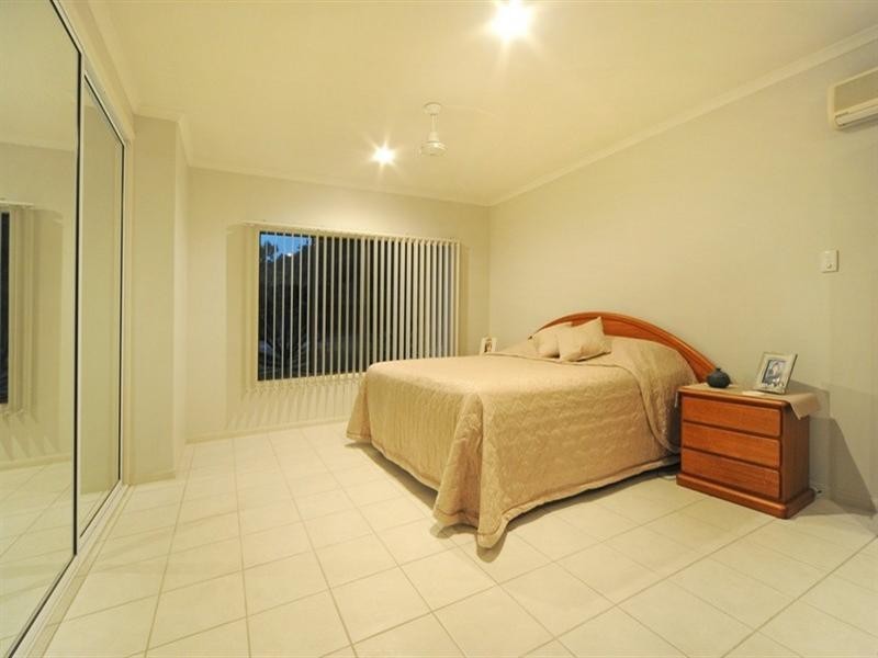 64 Stanley Drive, Cannonvale QLD 4802