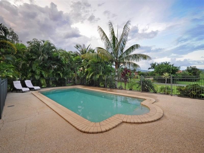 64 Stanley Drive, Cannonvale QLD 4802