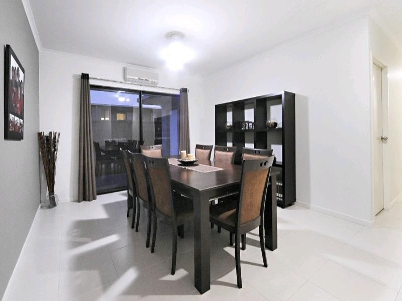 77 Abell Road, Cannonvale QLD 4802